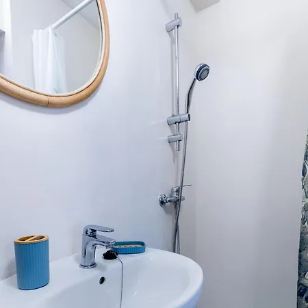 1j. Cozy Flores With Pool Apartamento *