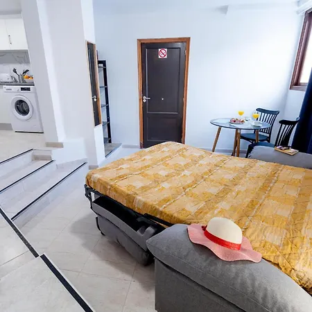 1j. Cozy Flores With Pool Apartamento *